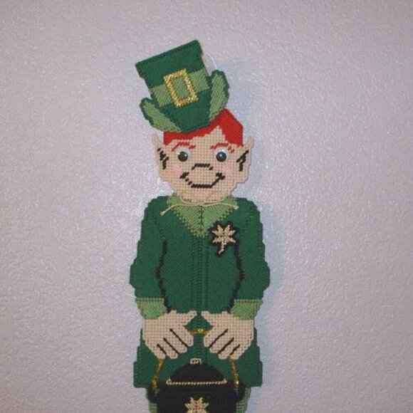 25" VTG Embroidered LEPRECHAUN With GOOGLY EYES Lucky IRISH St Patty's DECOR - Picture 2 of 8